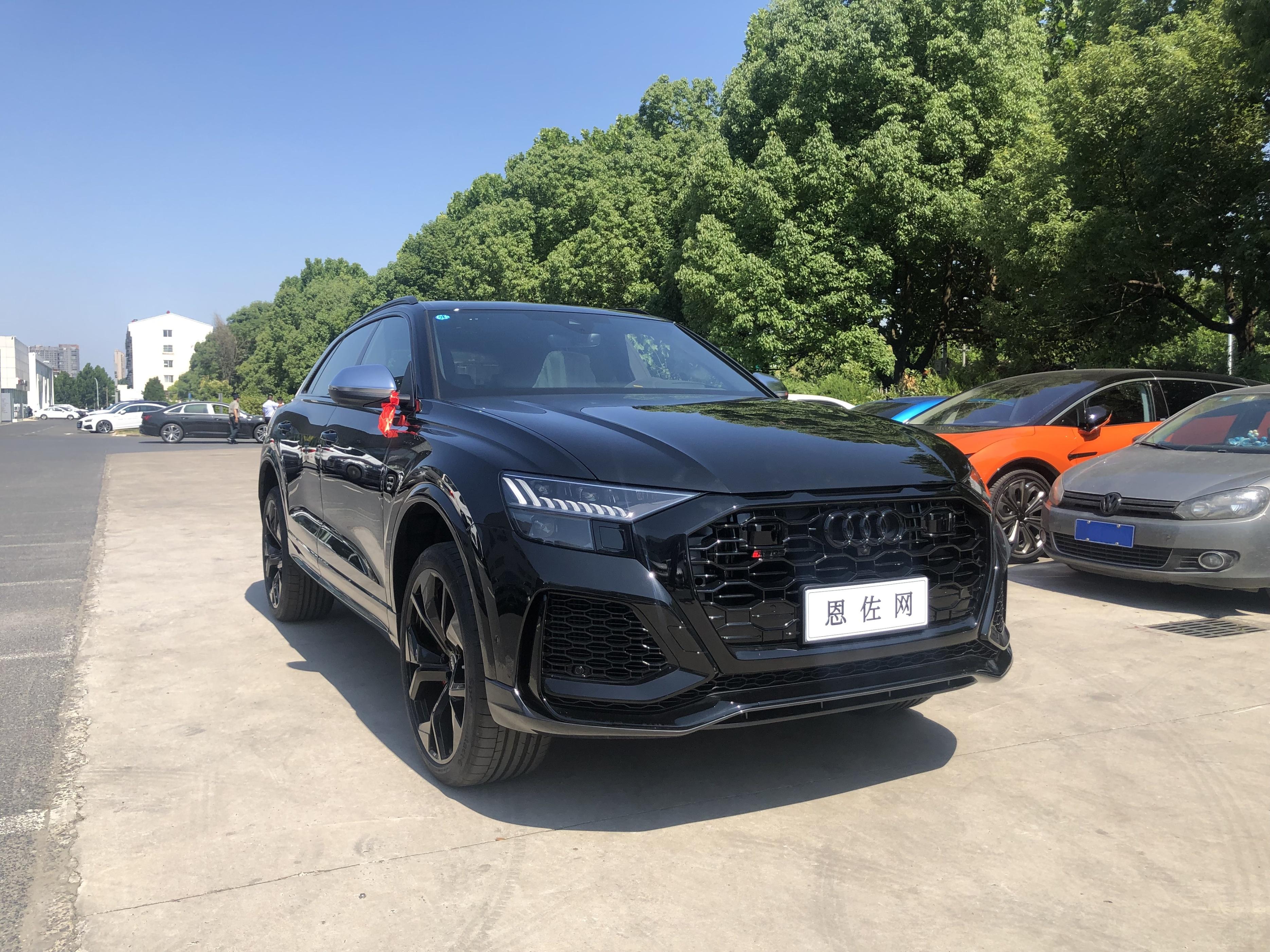 加价20多万拿下奥迪rs q8,落地200万了,路上很少见到 - 知乎