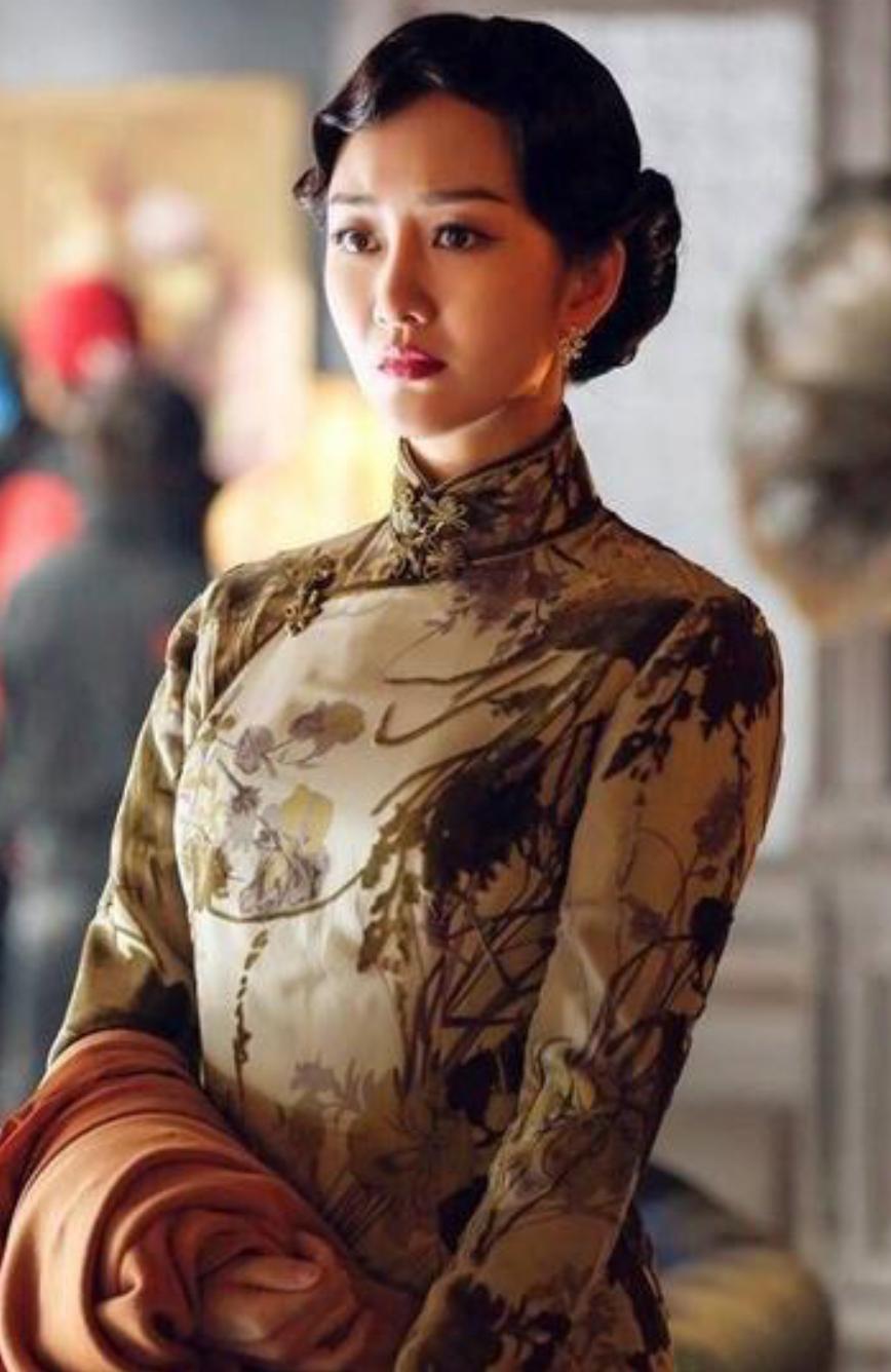 气质女神王鸥旗袍超级优雅日常穿搭也是非常可爱