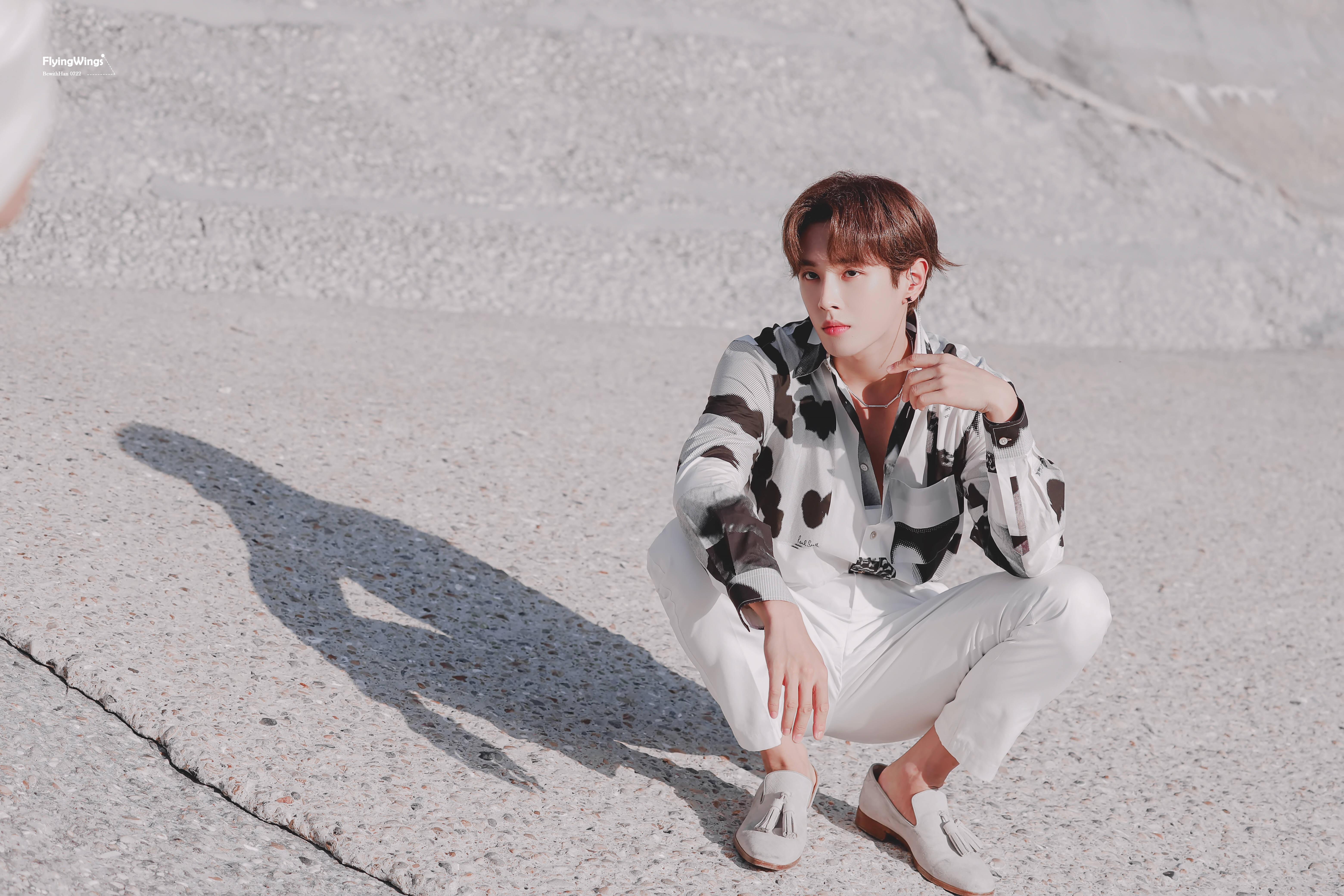 有没有李汶翰的电脑壁纸