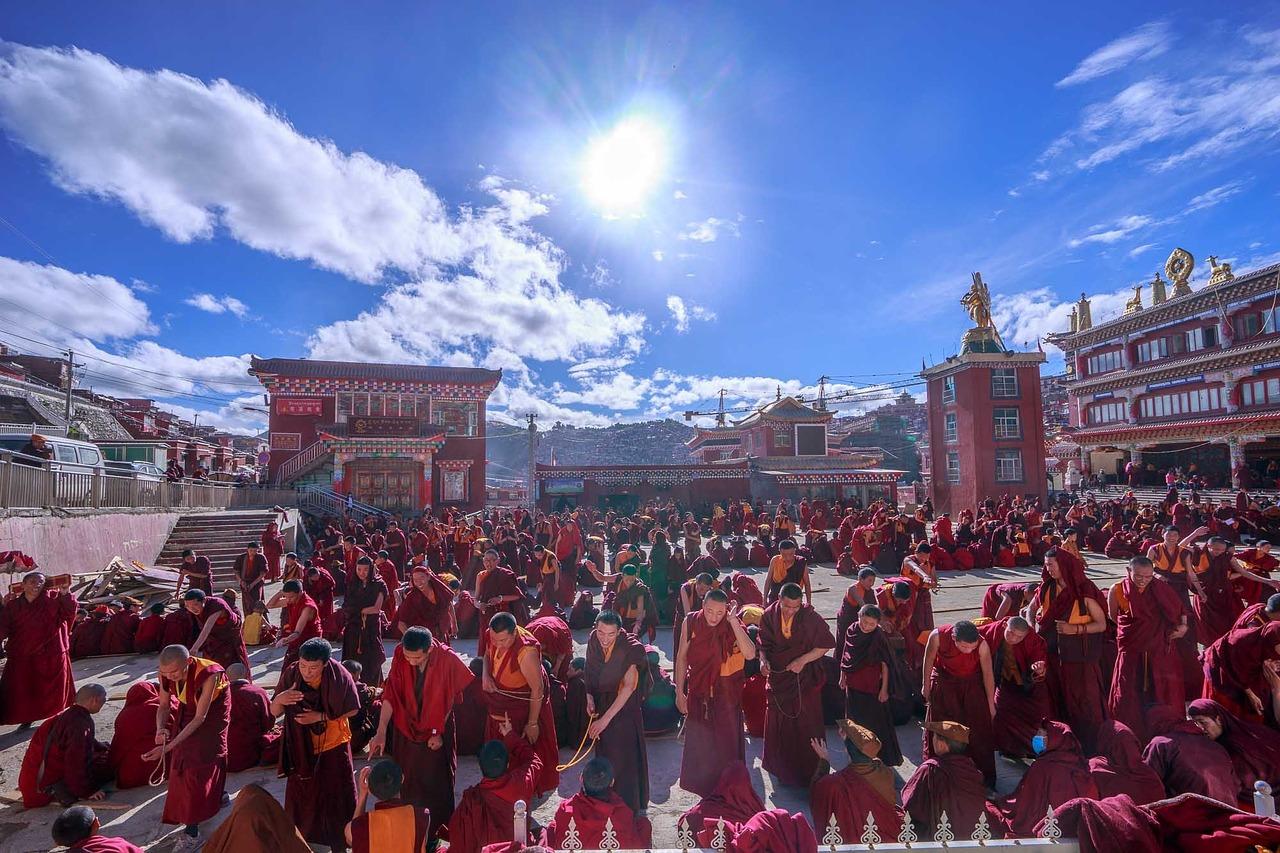 2. 甘孜房产价格