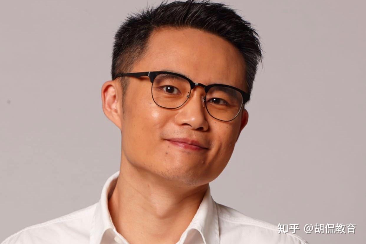 如何看待武大回应教师周玄毅私生活混乱:停止教学,停止招生资格?