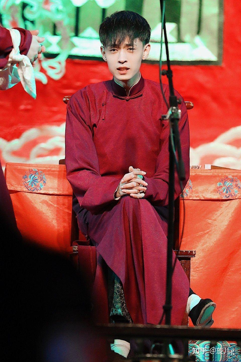 哪些德云社lym的照片惊艳了你? - 知乎