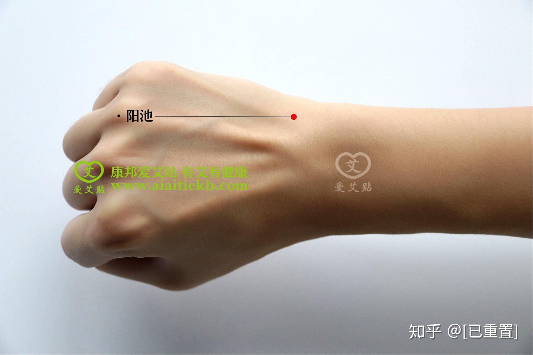 这时,通过艾灸来培补人体正气,调节血糖就可起到事半功倍的作用