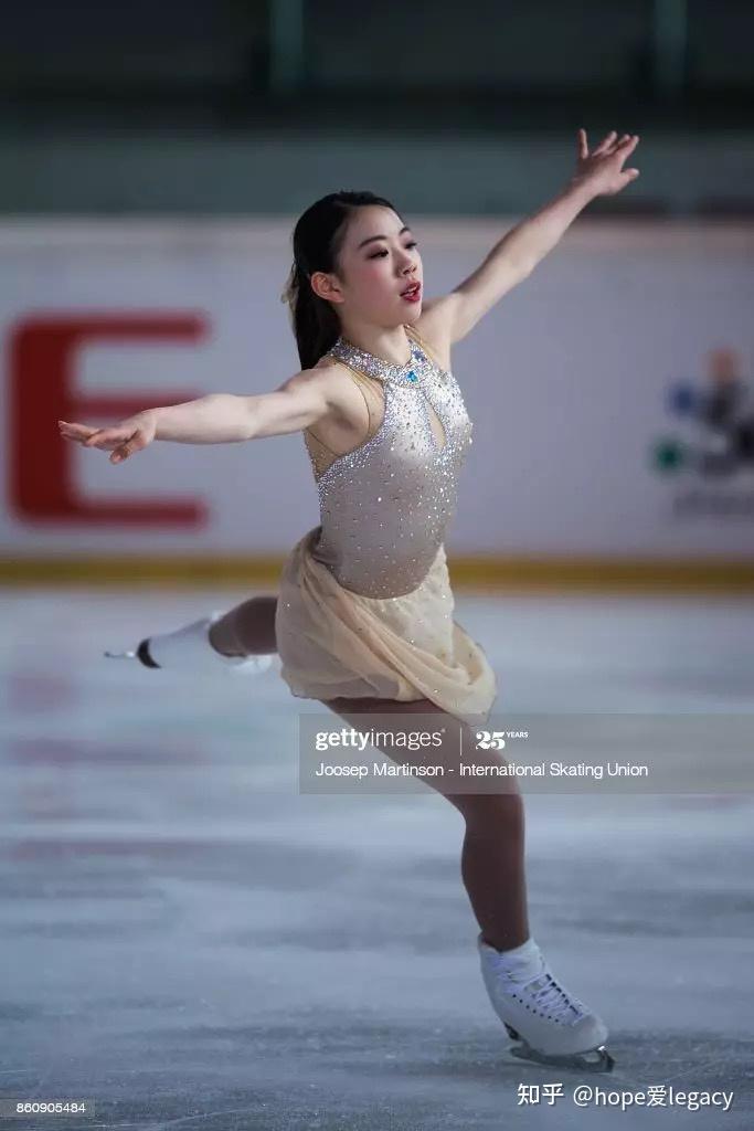 如何深入的评价花滑运动员纪平梨花