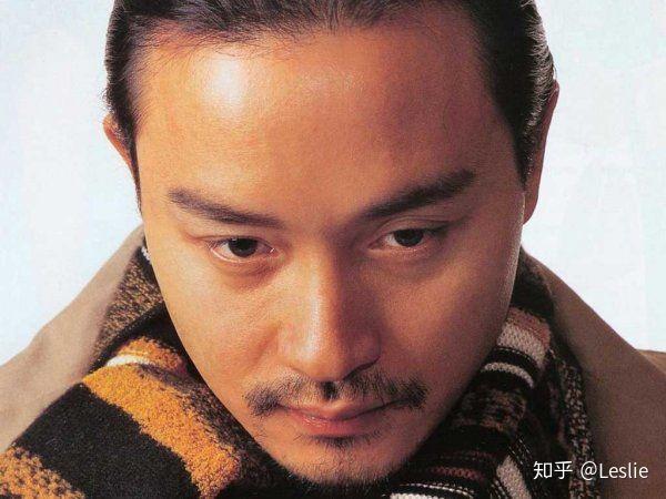 你们觉得有胡子的张国荣好看还是没胡子的