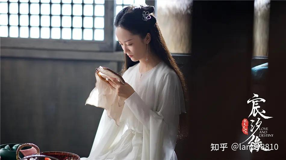 揭示神话世界中的爱恋与牺牲