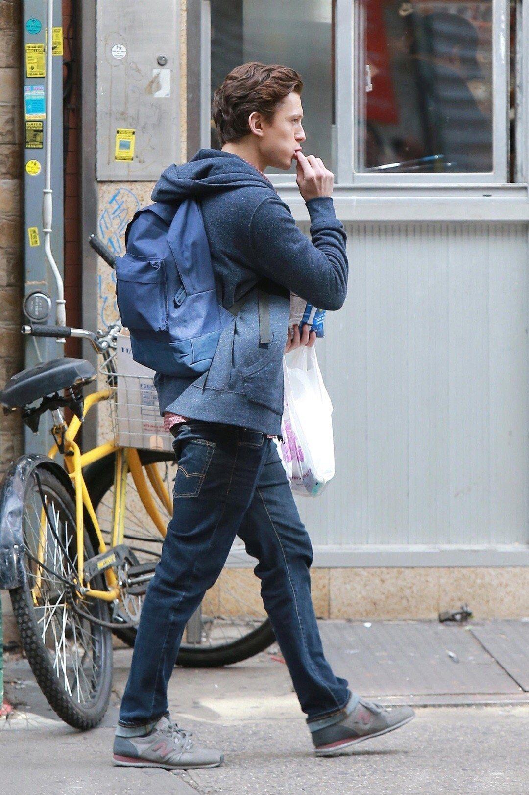 发一下你认为荷兰弟tomholland好看的照片