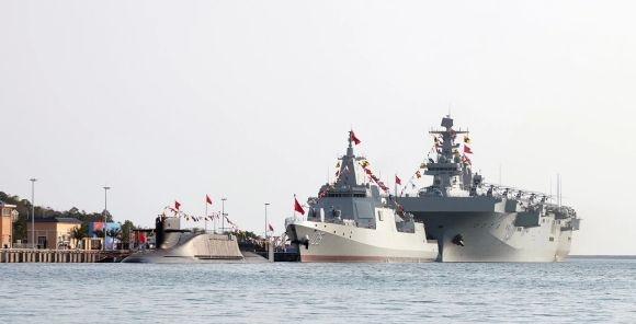 这三种巨型舰艇的活动范围无不指向远洋,它们必将有力的推动我国海军