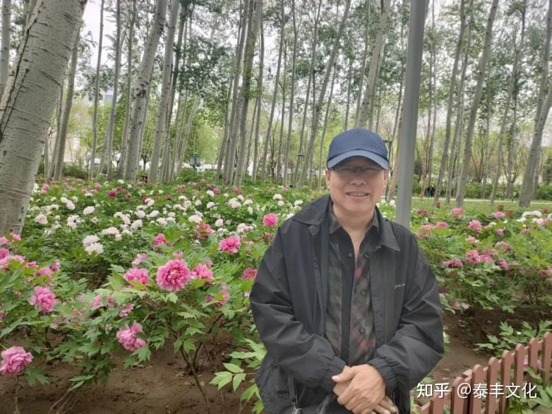 中国美术家协会会员,蛟河市美协顾问,吉林名人书画院创作指导委员会