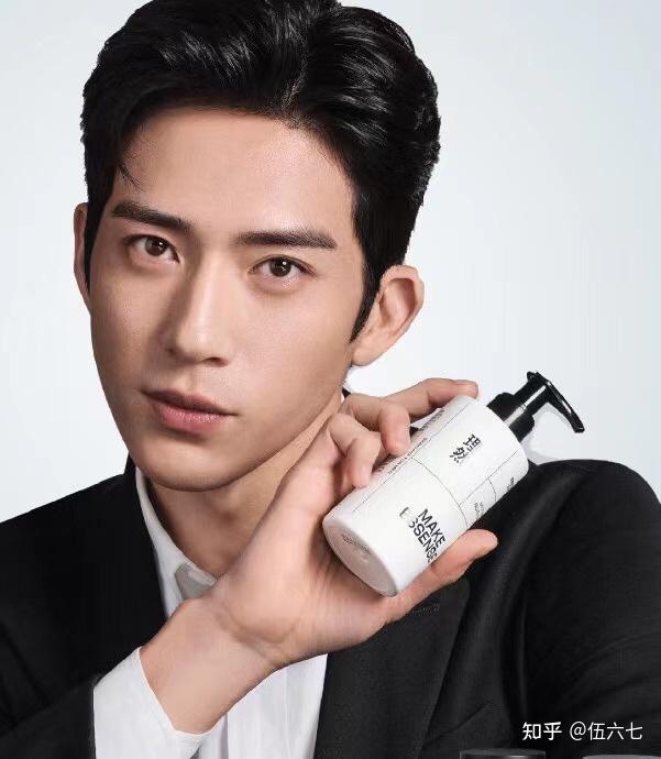 也是多亏了井柏然,因为我是他剧粉,所以看他代言了这个洗面奶,我也是