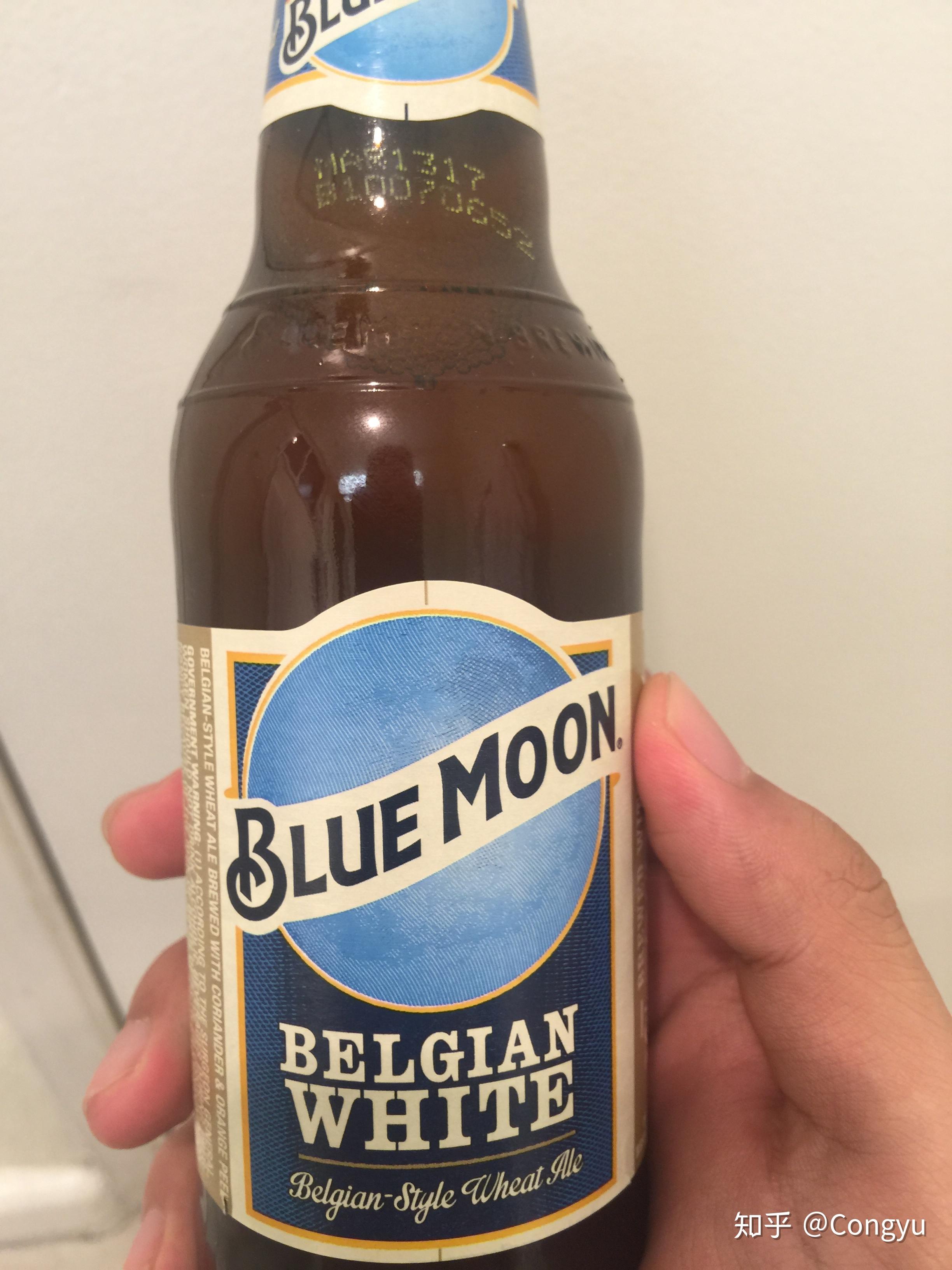 第一天到酒店,和师兄买了提啤酒喝倒时差.