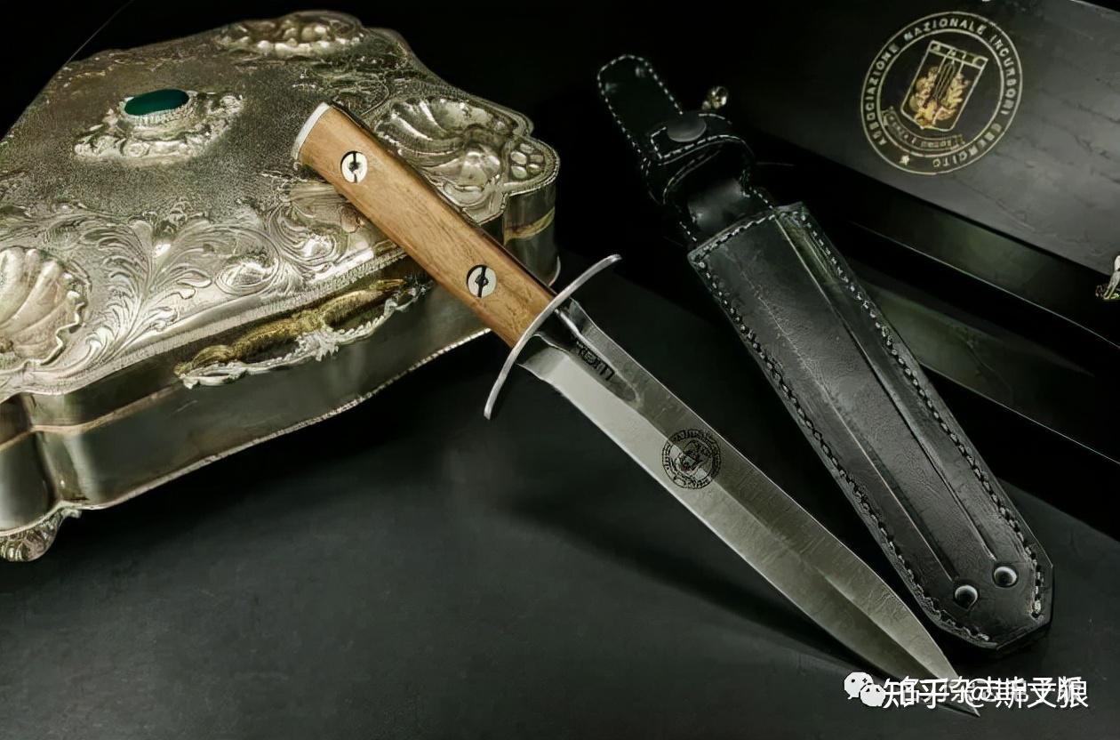 我也曾死战不退——意大利伞兵匕首礼盒