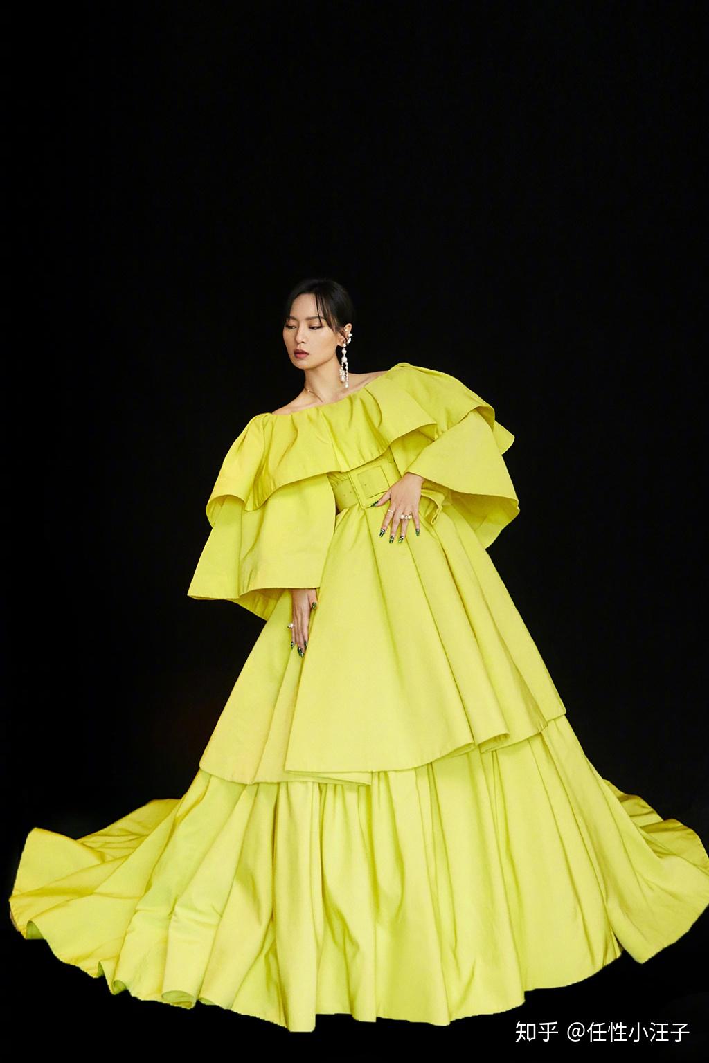 金鸡奖红毯上女明星们的礼服造型美艳无敌!谁迷倒你了? - 知乎