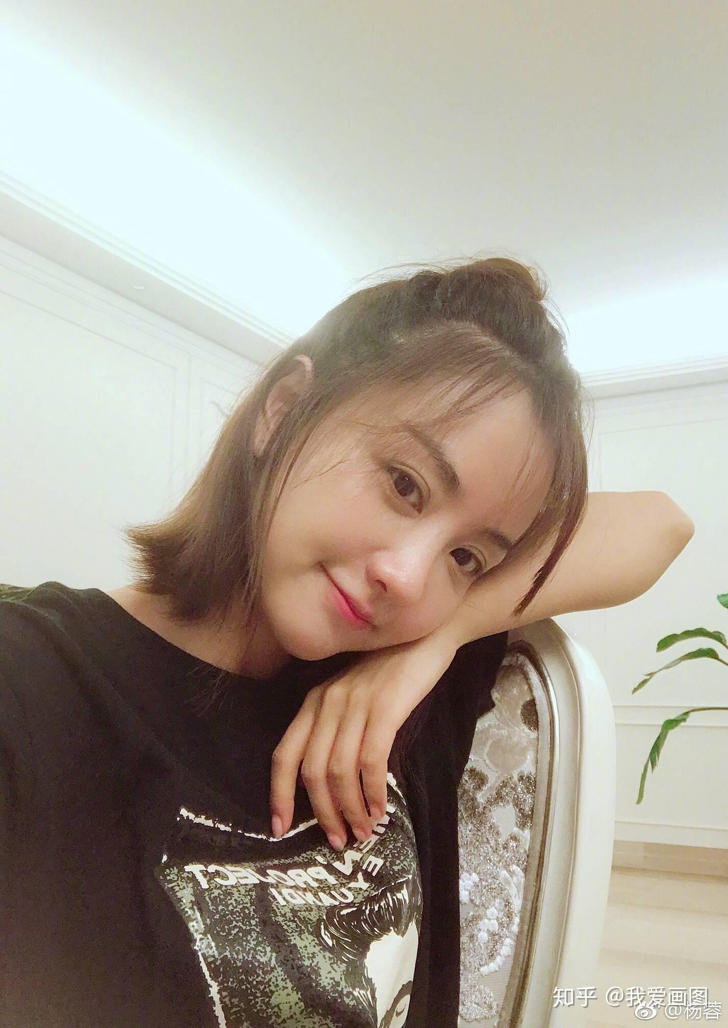 如何评价沙海中杨蓉饰演的梁湾