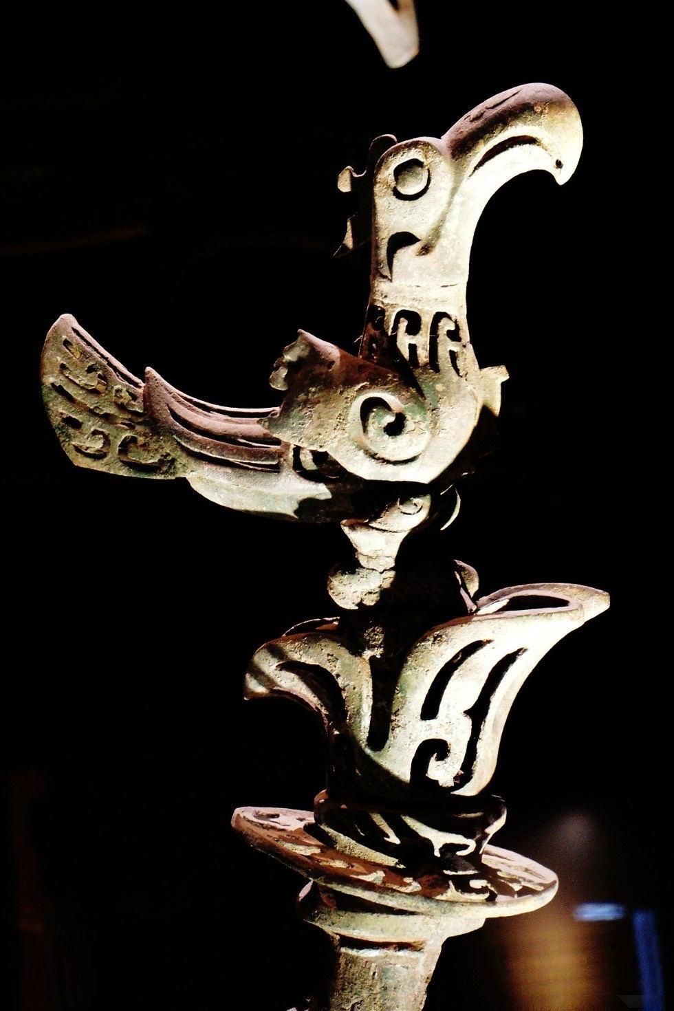 什么是青铜神树 v2-50de77992fd016a2f848baa75fe4600c_r.jpg