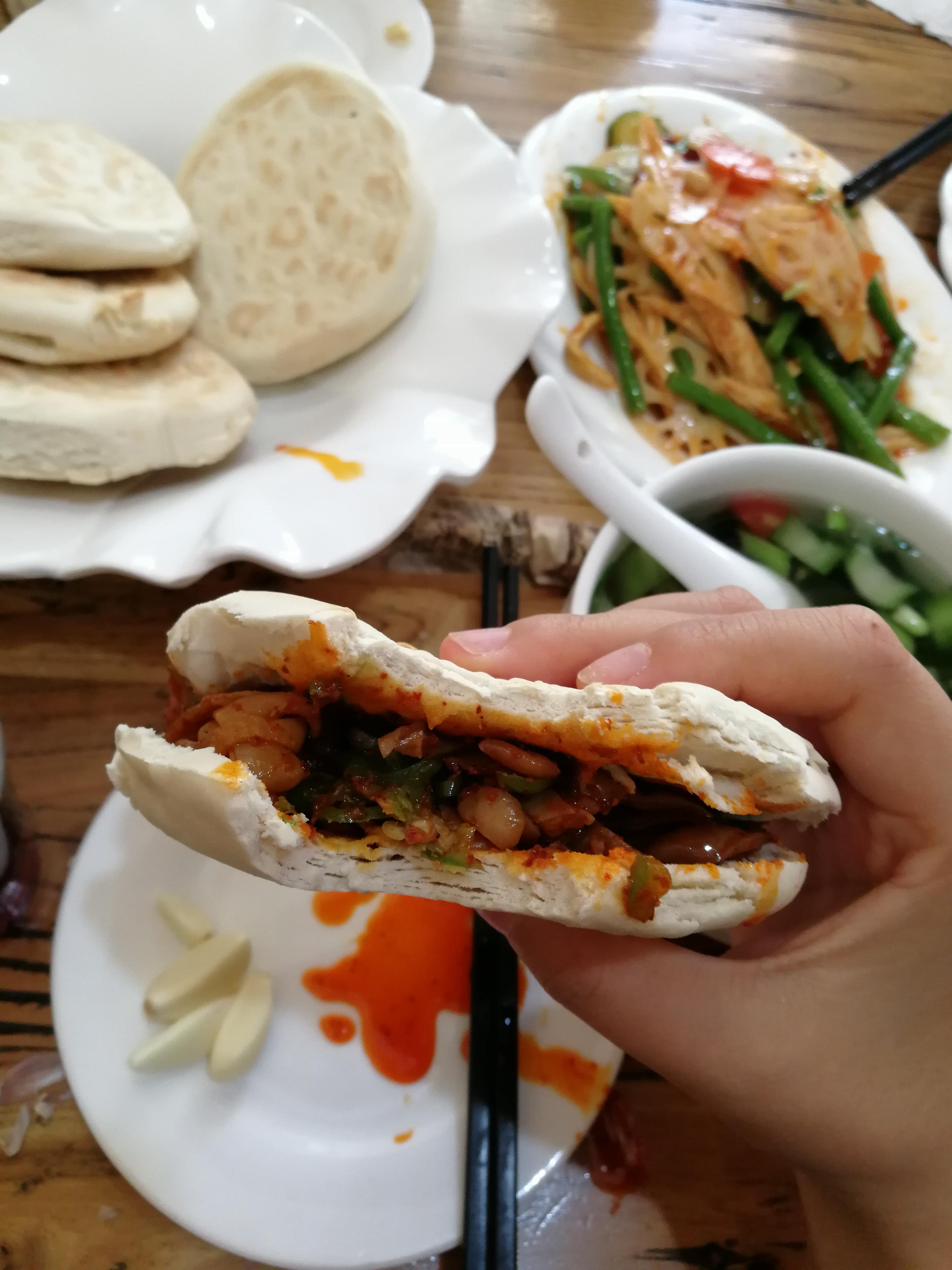 陕西的朋友能不能聊一下你对西安特色美食葫芦头的看法?