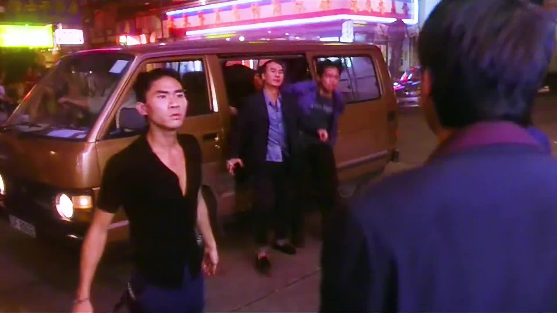 洪兴十三妹的成名之战洪兴十三妹古惑仔电影解说
