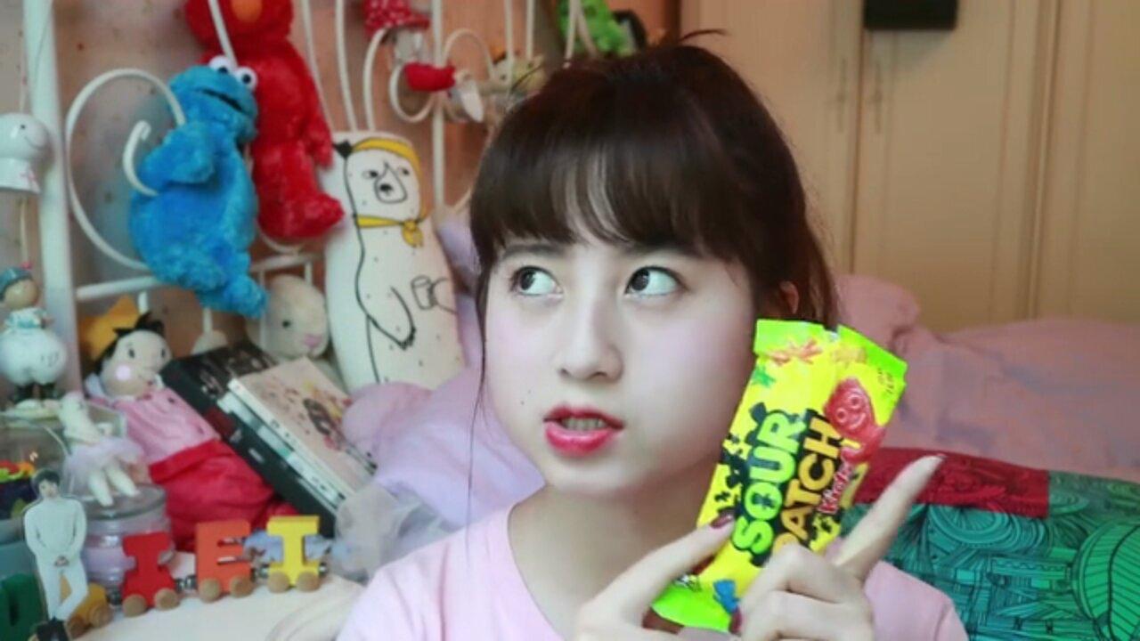 门牙被徐小平误评为情趣电商这就是50后与90后近半个世纪的代沟吗