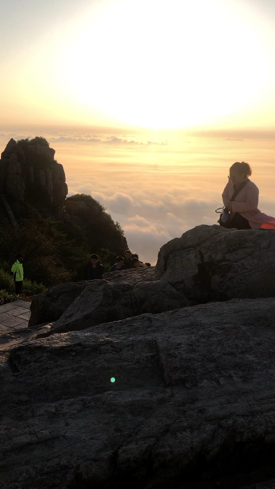60 次播放旅行历史日出日落相关推荐 1:34太像日出了翻山越岭找