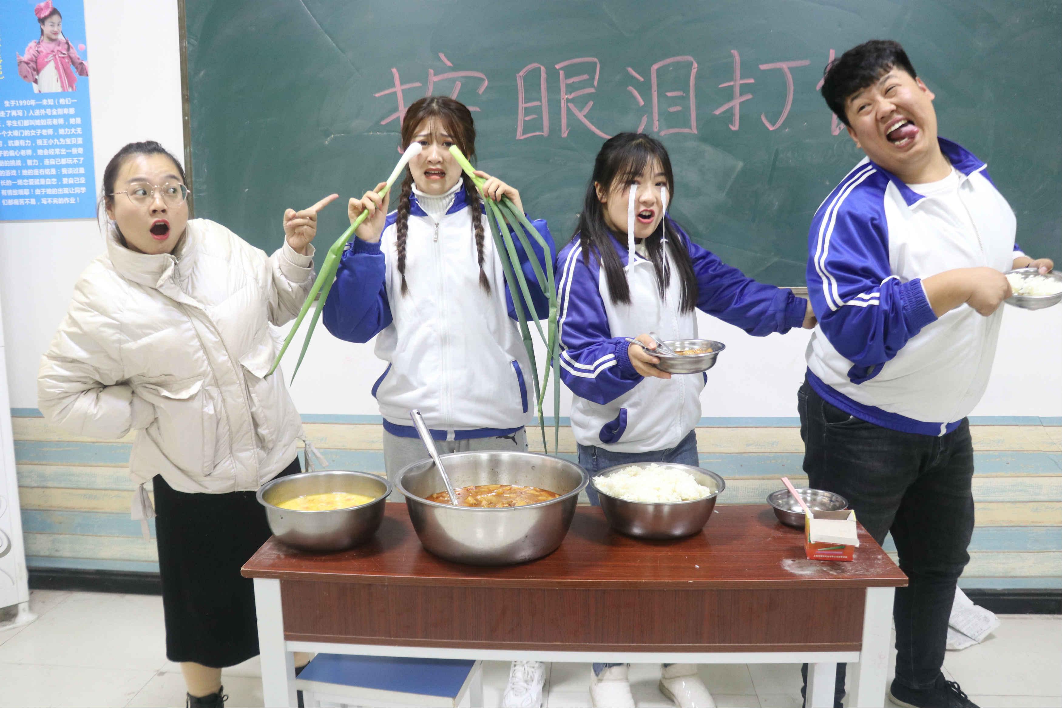 老师用作业换自助成绩王小九零本作业却获100分什么套路