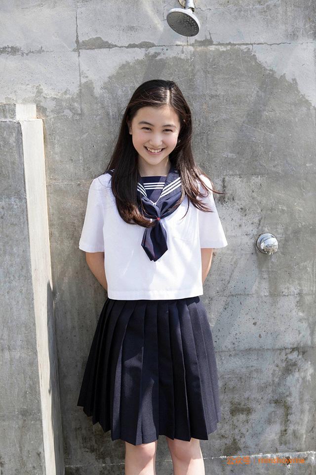 木村拓哉女儿山口麻友14岁清纯写真