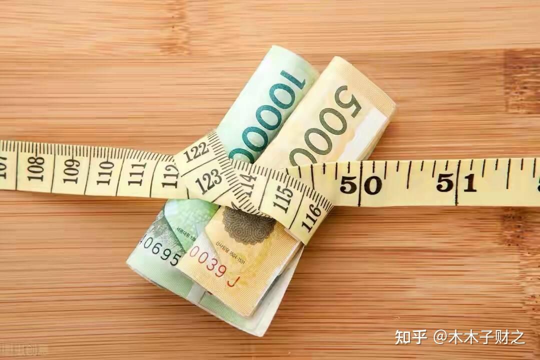 月生活费4000元仍不够(每个月4000元能够生活吗)