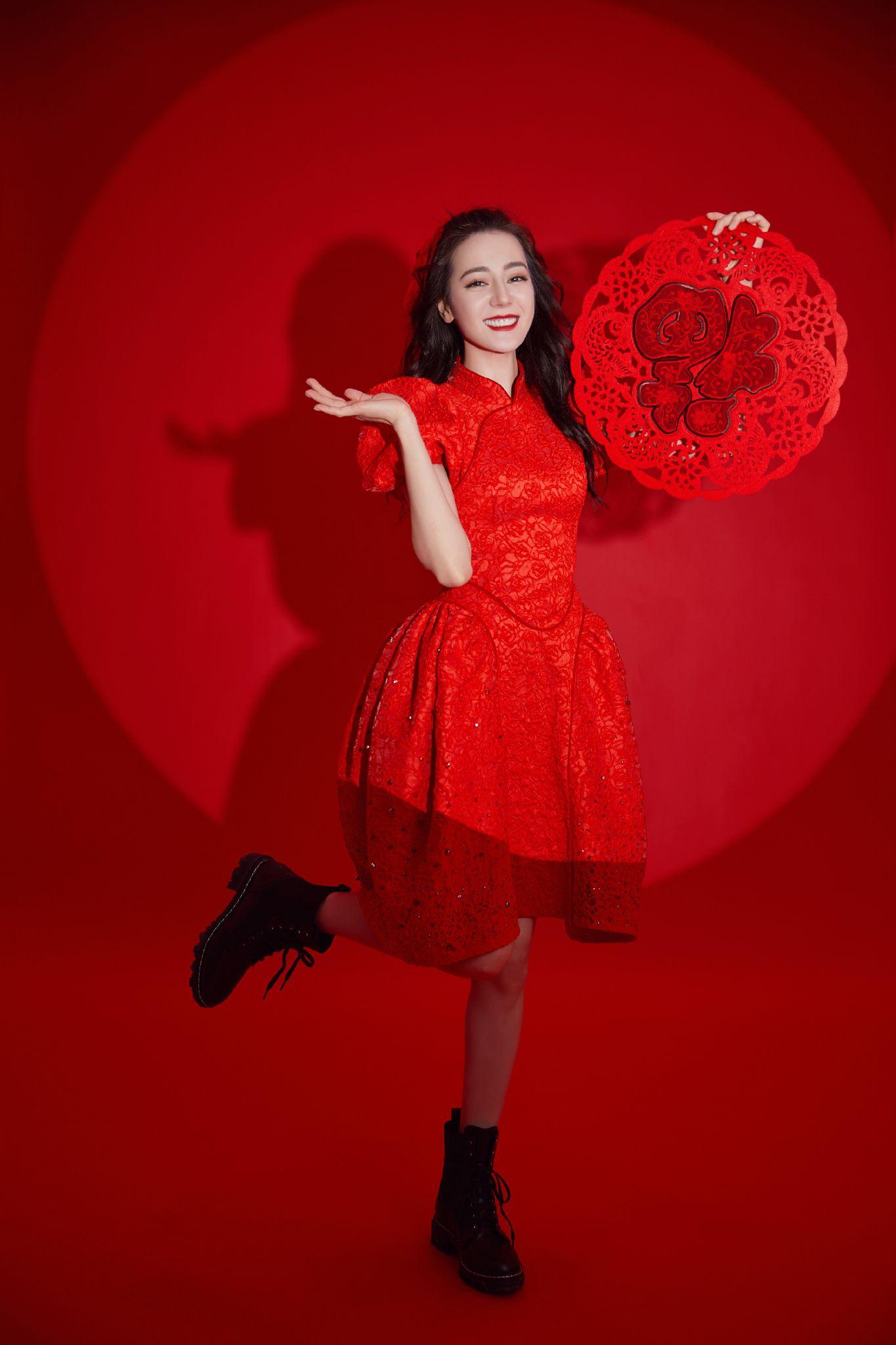 2021牛年春晚迪丽热巴的衣服造型,你有何看法? - 知乎