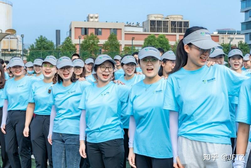 【拓展活动案例】国药集团新员工入职拓展培训：青春乘风破浪，不负昭华时光 - 知乎