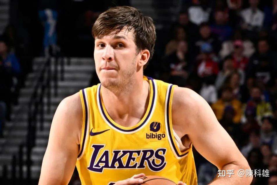 美媒爆料湖人更想交易获得德罗赞和卡鲁索不是扎克拉文