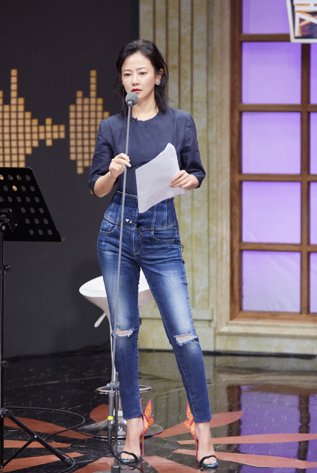 谭卓气场有多强谭卓穿牛仔裤有多霸气