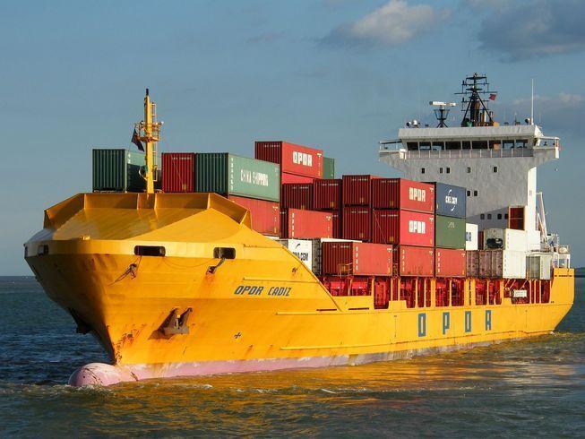 中国货物到新加坡海运空运双清门到门