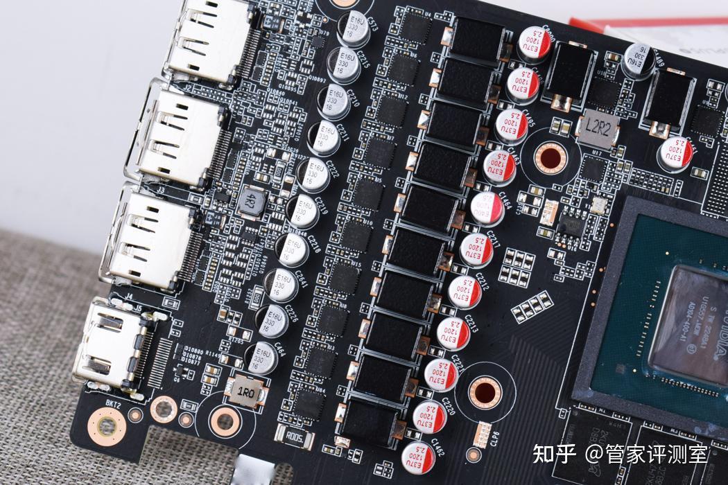 索泰rtx4070ti天启oc游戏显卡开箱试玩性能不俗散热强劲