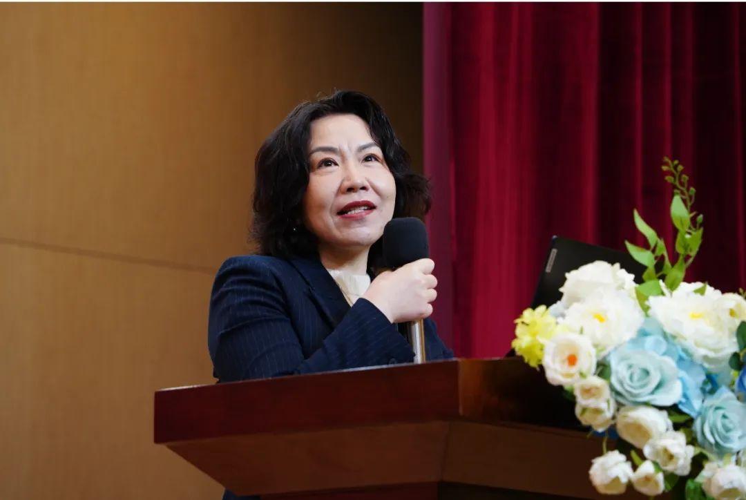 上海宏文学校开学日丨龙岁启幕书声再续校园迎贤启智扬帆