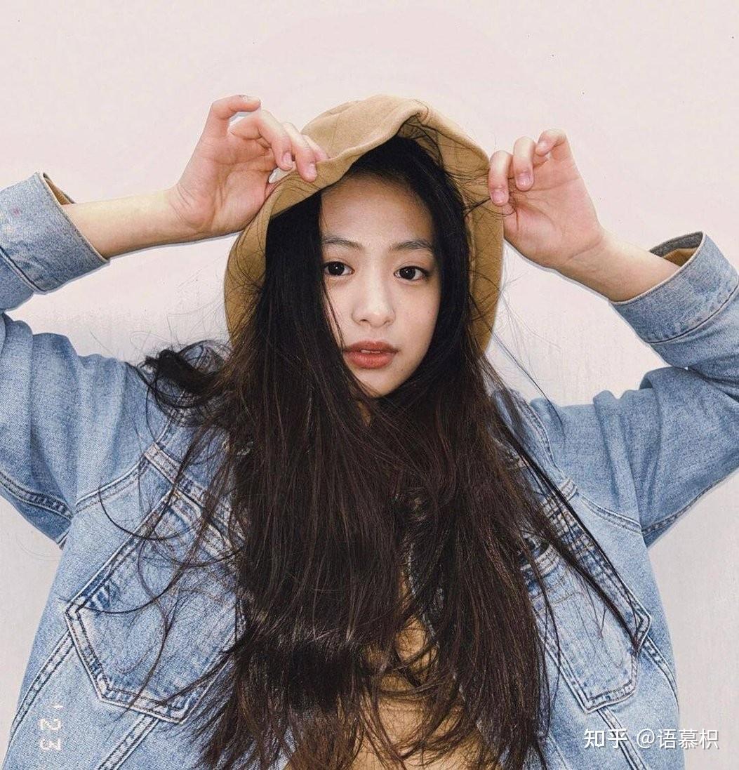 "小jennie"ahyeon离开yg?精通三国语言,私下穿搭具有高级感 - 知乎