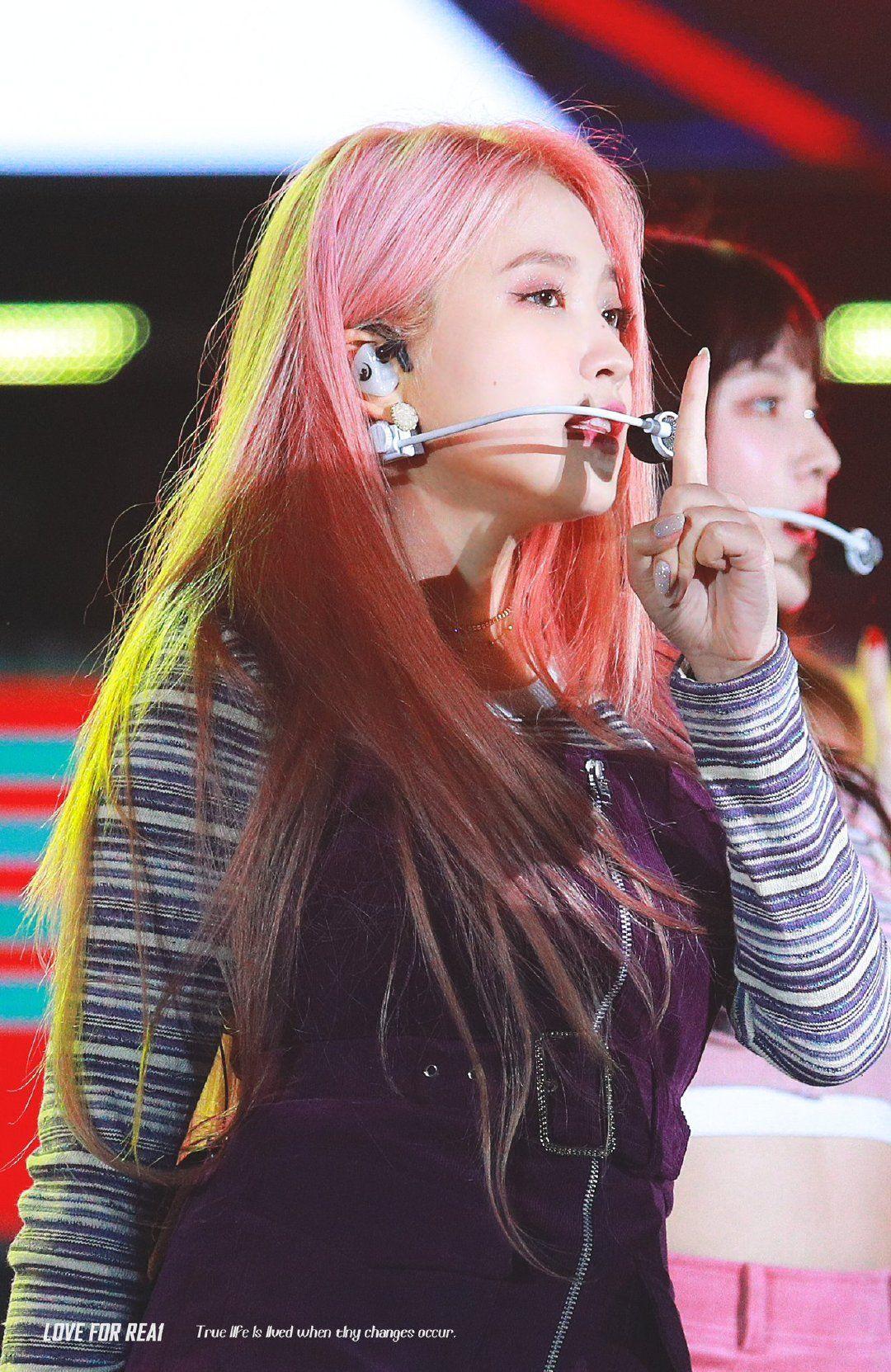 你们有没有觉得红贝贝的yeri在模仿jennie