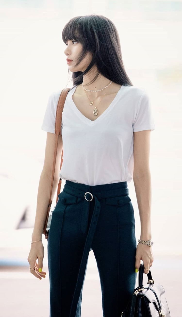 为什么都喜欢black pink的lisa?