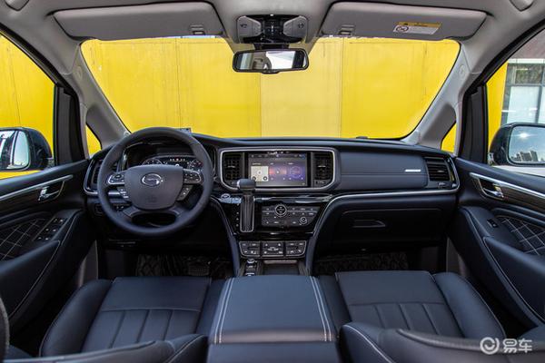 广汽传祺gm8大师版正式上市 售23.98-25.28万元