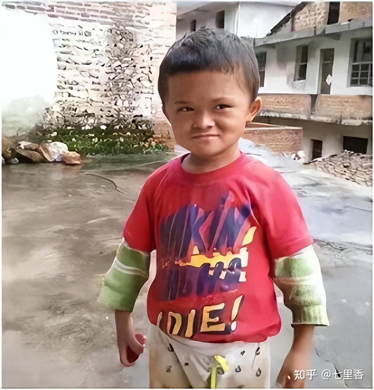 曾火爆全网的"小马云",流量散去后回农村,现状太凄凉