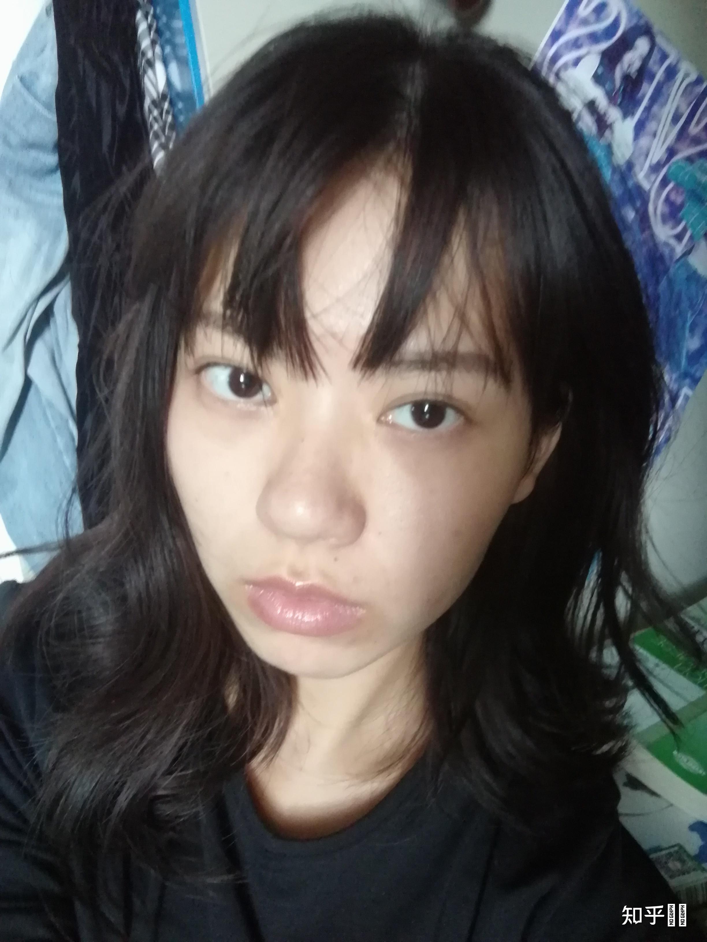 我想问一下菱形脸,额头窄,颧骨高的女生,适合什么样的发型? - 知乎