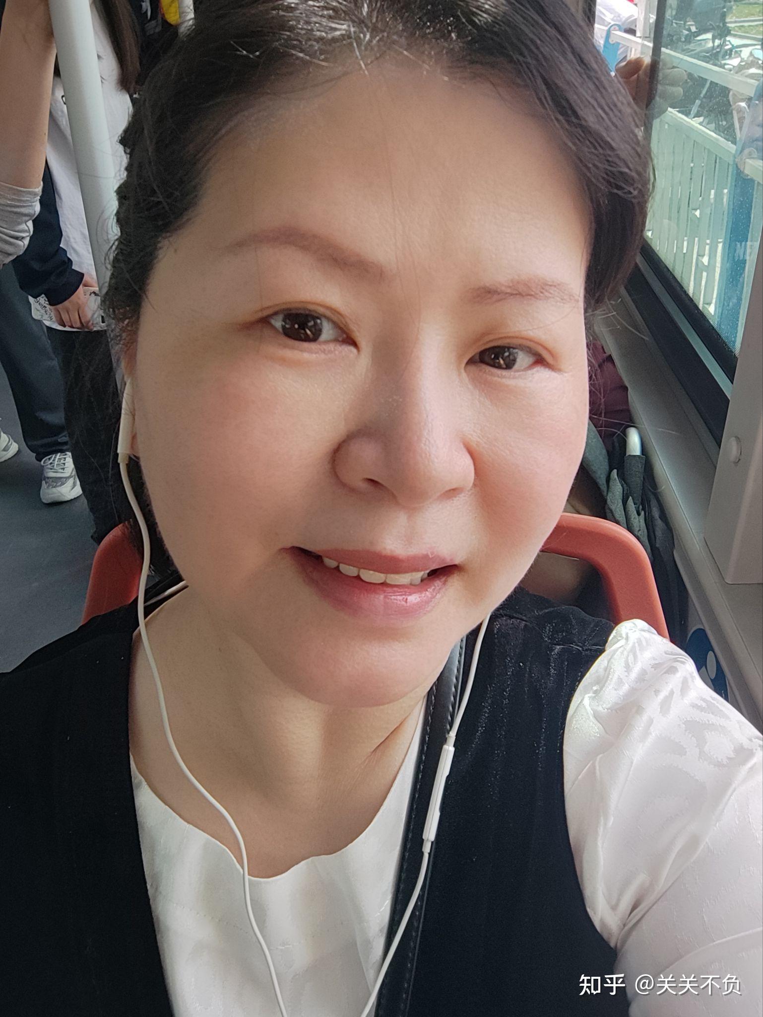 你觉得五十岁女人是老太太吗