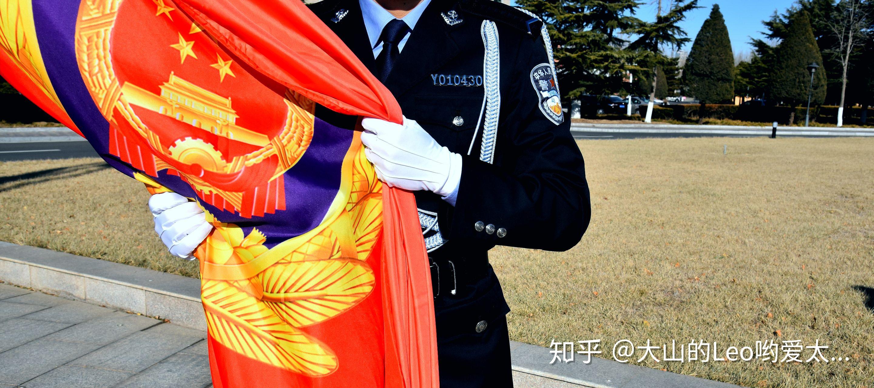 你第一次戴白手套有什么感觉吗