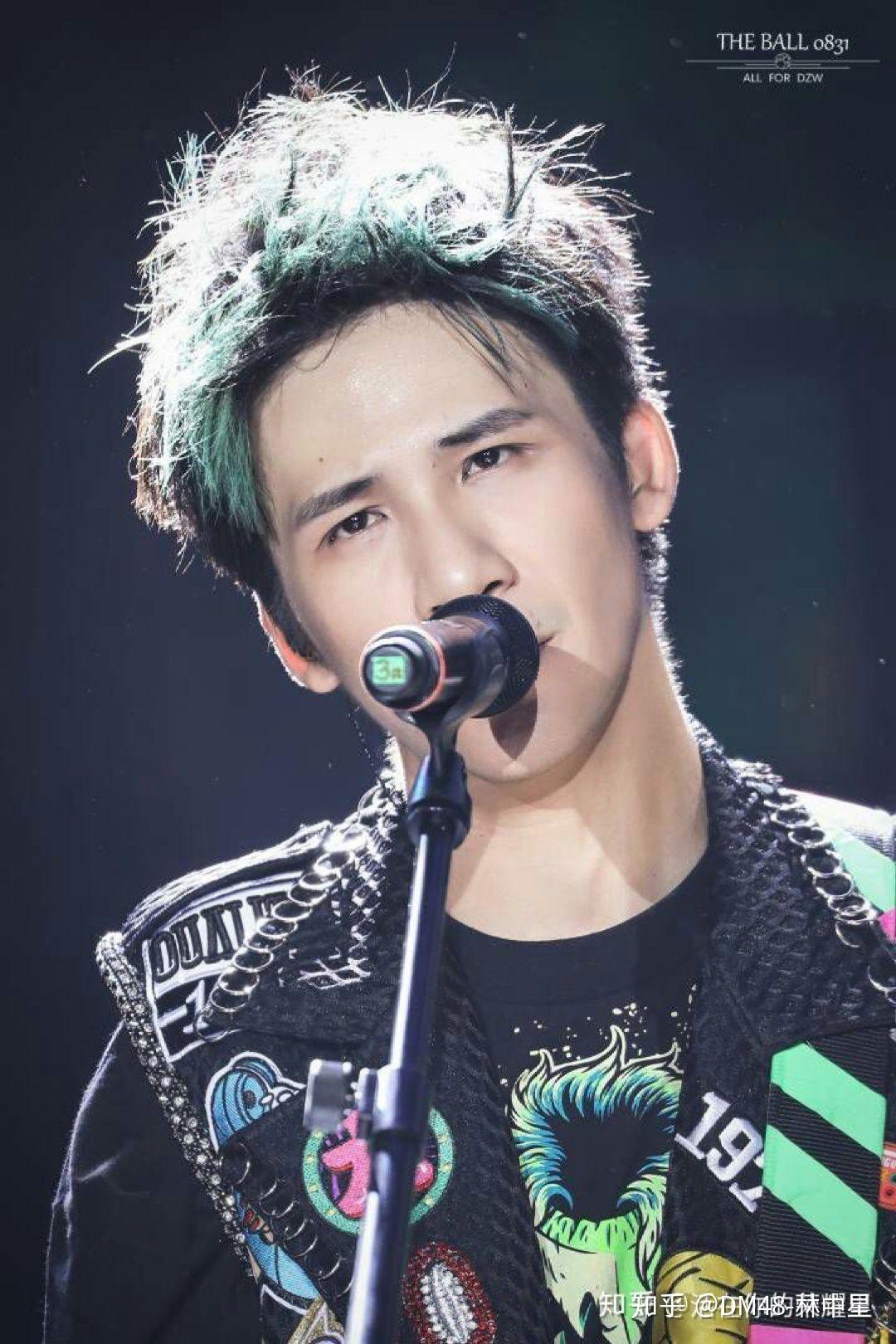 你相册里边有没有爱不释手的大张伟的照片