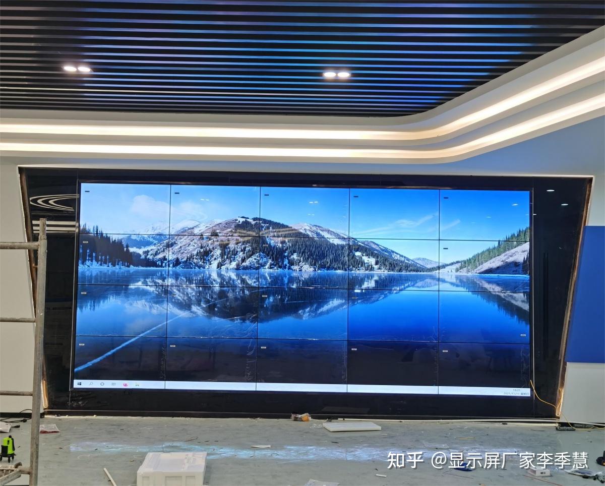55寸液晶拼接屏价格是多少钱?采购选型与成本全解析