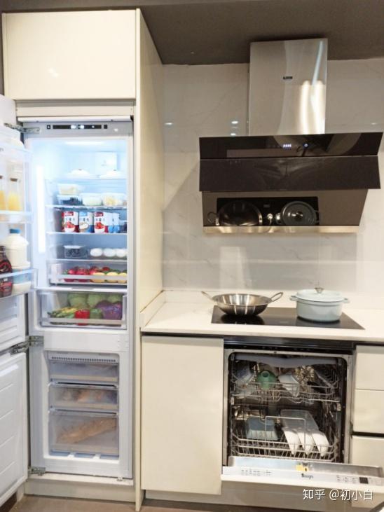 冰箱避坑指南2021年开放式厨房装修怎样嵌入式冰箱开放式厨房搭配冰箱