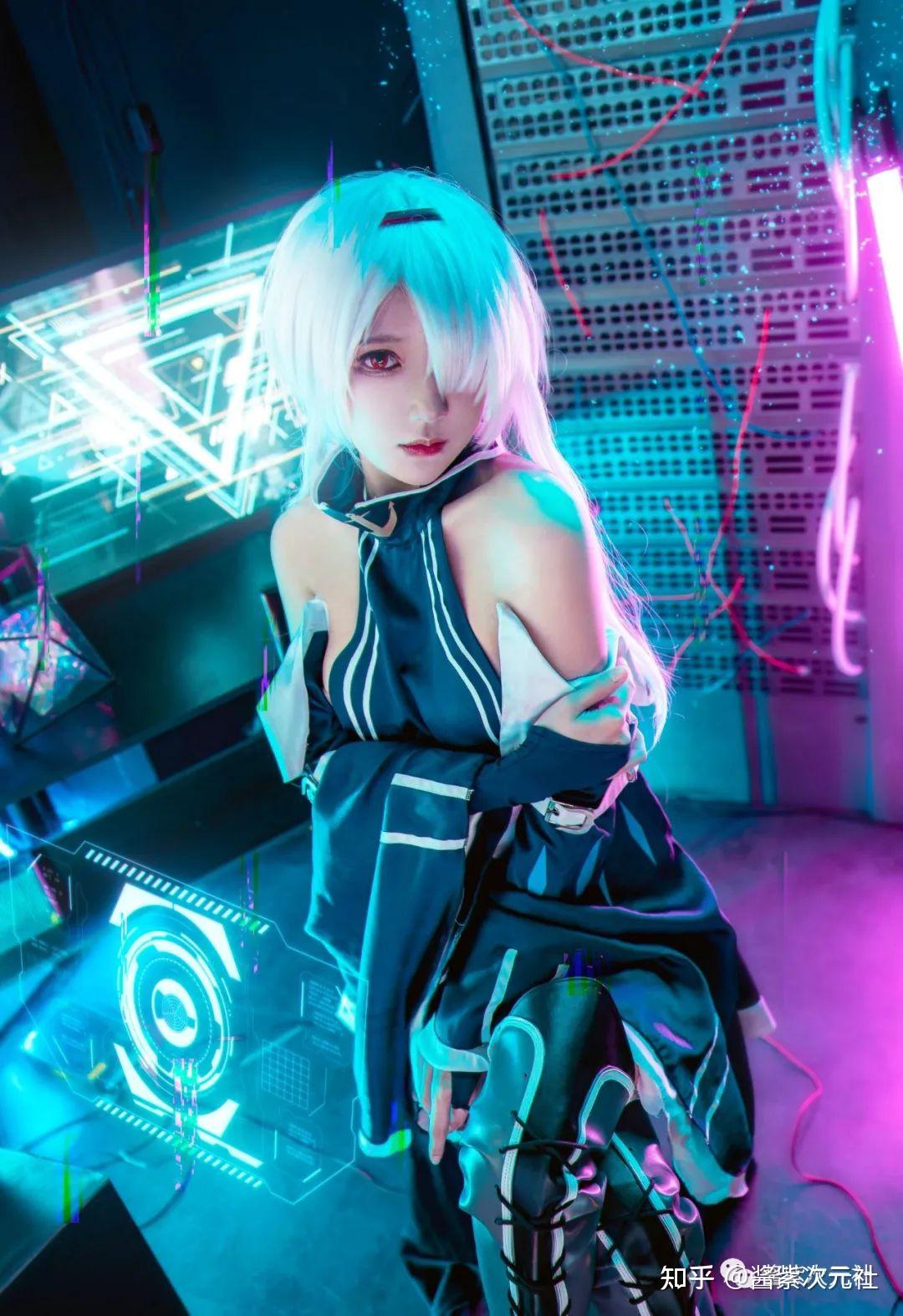 cosplay女神有趣的灵魂万里挑一阿包也是兔娘