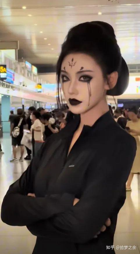 COS《黑神话:悟空》四妹玩出了天际,连老外也纷纷效仿,太美了 - 知乎