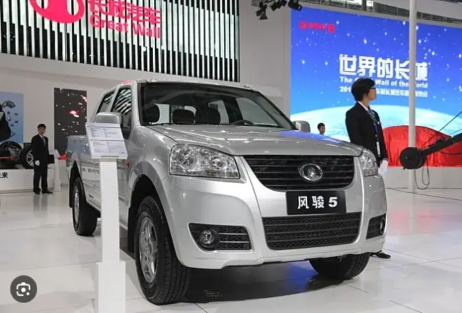 原来,在2018年前后,乌克兰博格丹汽车制造公司来中国,看中了长城风骏5