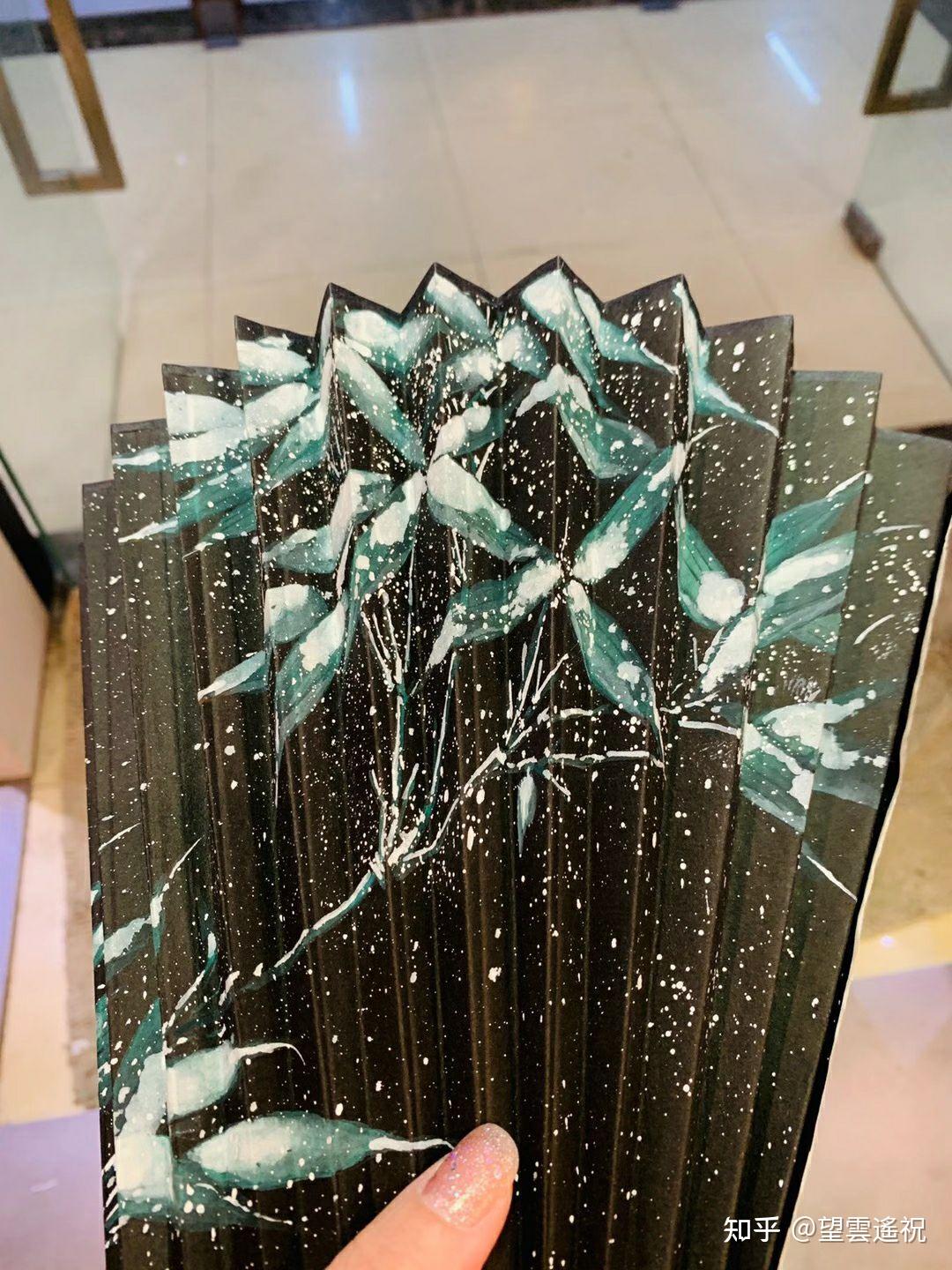 在扇子里清风摇翠是什么意思?有什么其他的分类? - 知乎