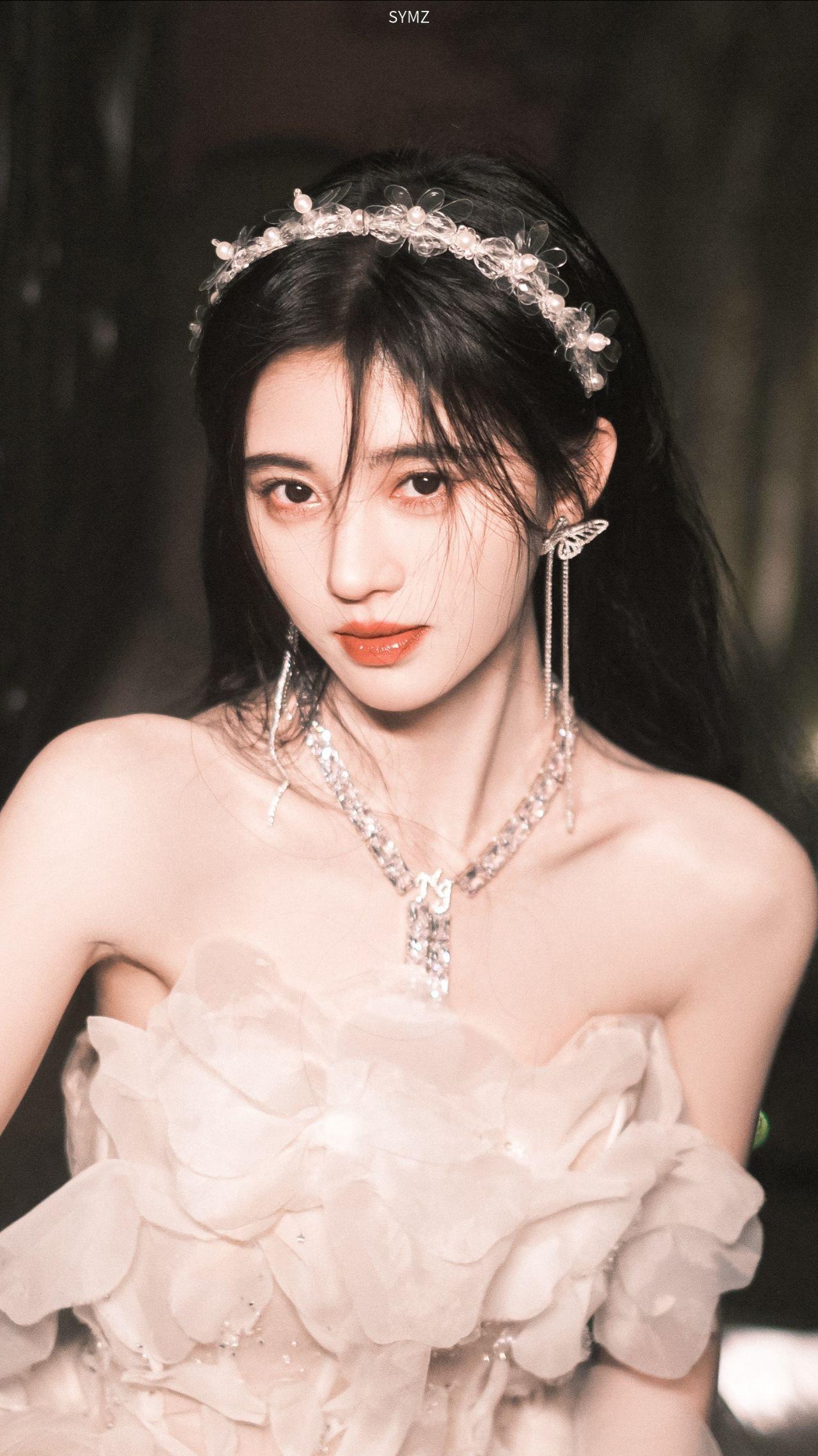 鞠婧祎有什么好看的图片吗