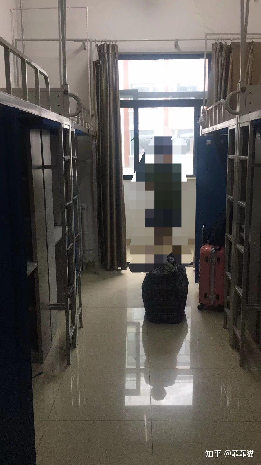 中央财经大学的沙河校区好么